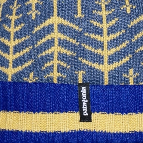 PATAGONIA Desert Blue & Mustard-Yellow Knit POM POM Hat ONE SIZE - Picture 4 of 15